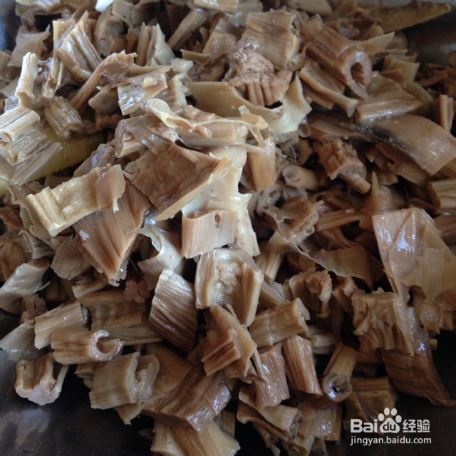 看完就会的笋干酱肉包