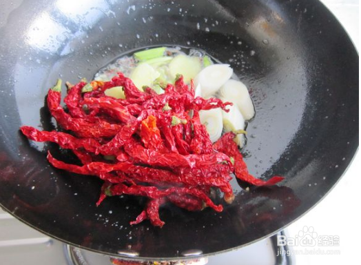辣子鸡的做法