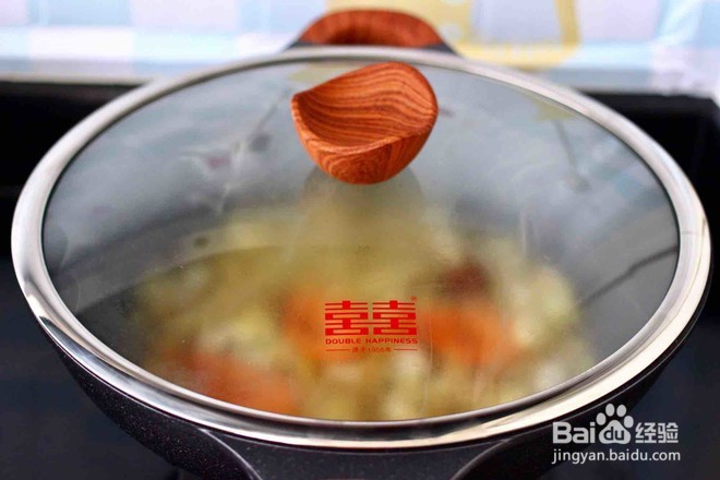 怎么样做美味好吃的海虾大白菜打卤面