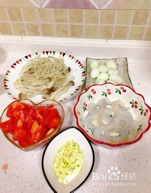 美容又养颜的番茄三鲜汤