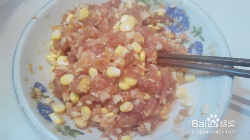 马蹄玉米饺的做法。