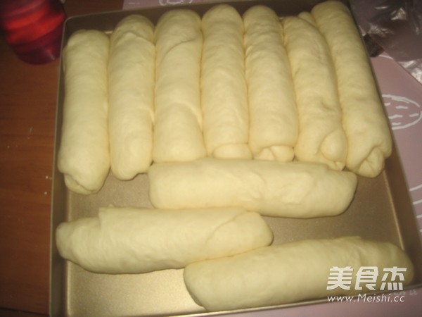牛奶排包的做法