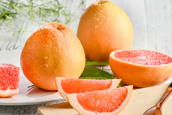 黄金葡萄柚酸吗