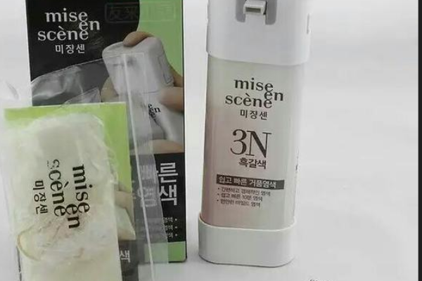 泡泡染发剂对头发伤害大还是理发店