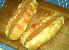 调理肉松面包的做法