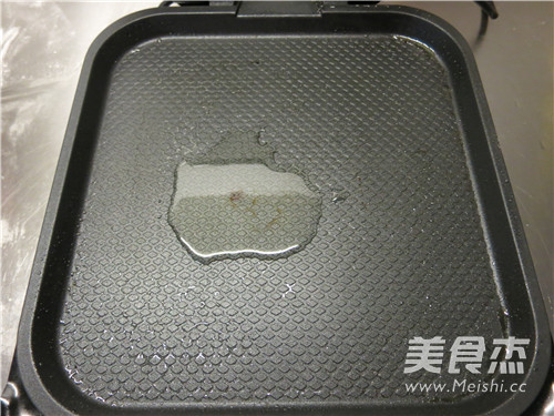 煎烤带鱼的做法
