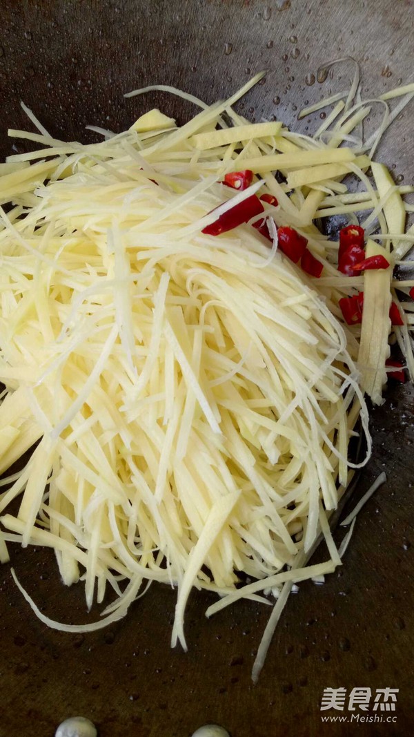 醋溜土豆丝的做法