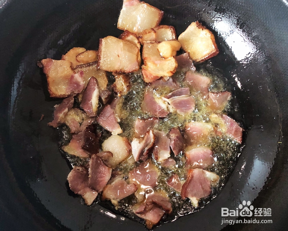 超诱人的藜蒿炒腊肉