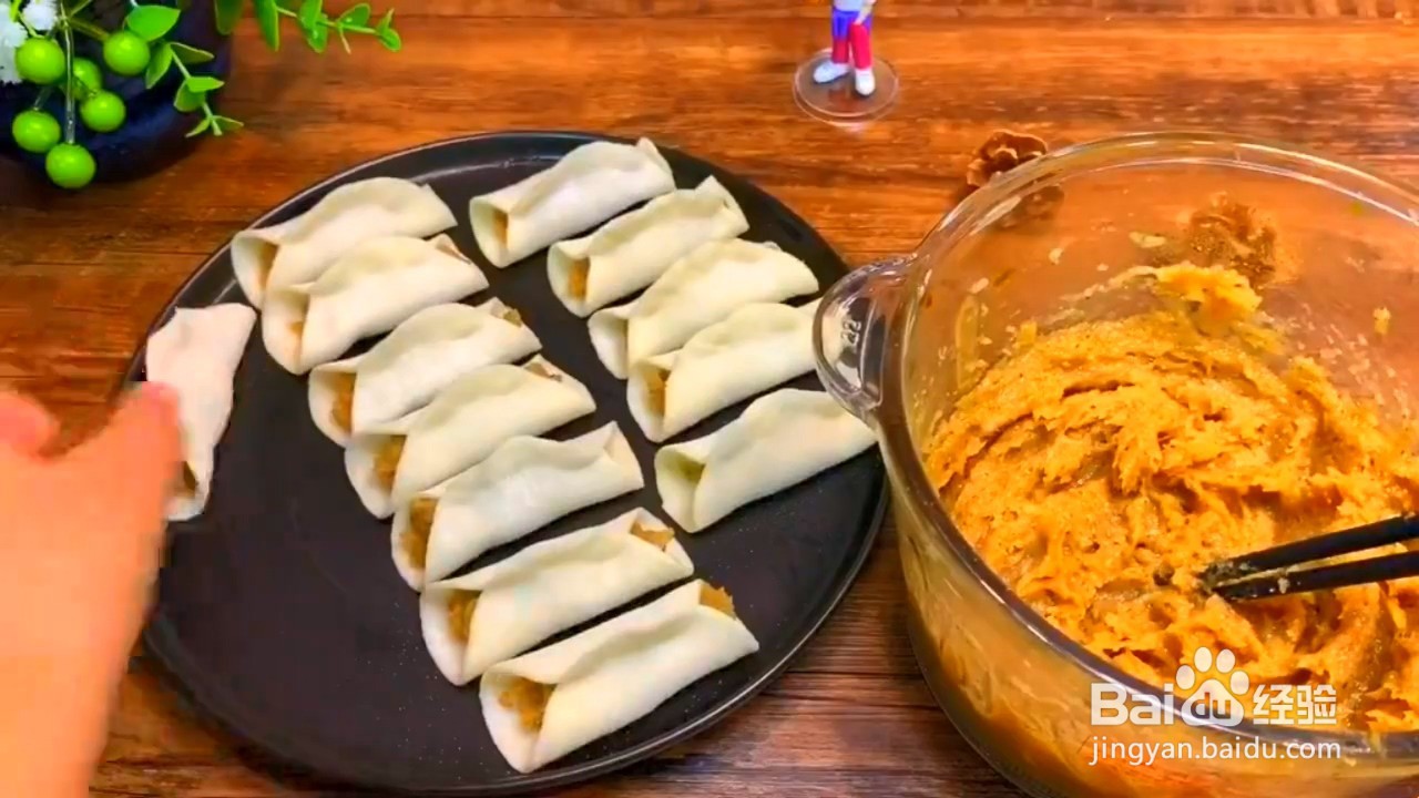 如何制作简单又好吃的懒人锅贴