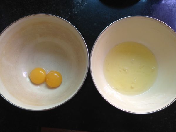 彩珠戚风蛋糕卷