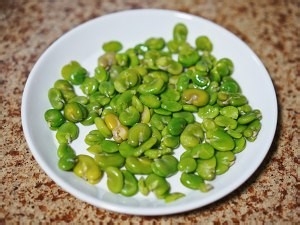 蚕豆炒肉末怎么做