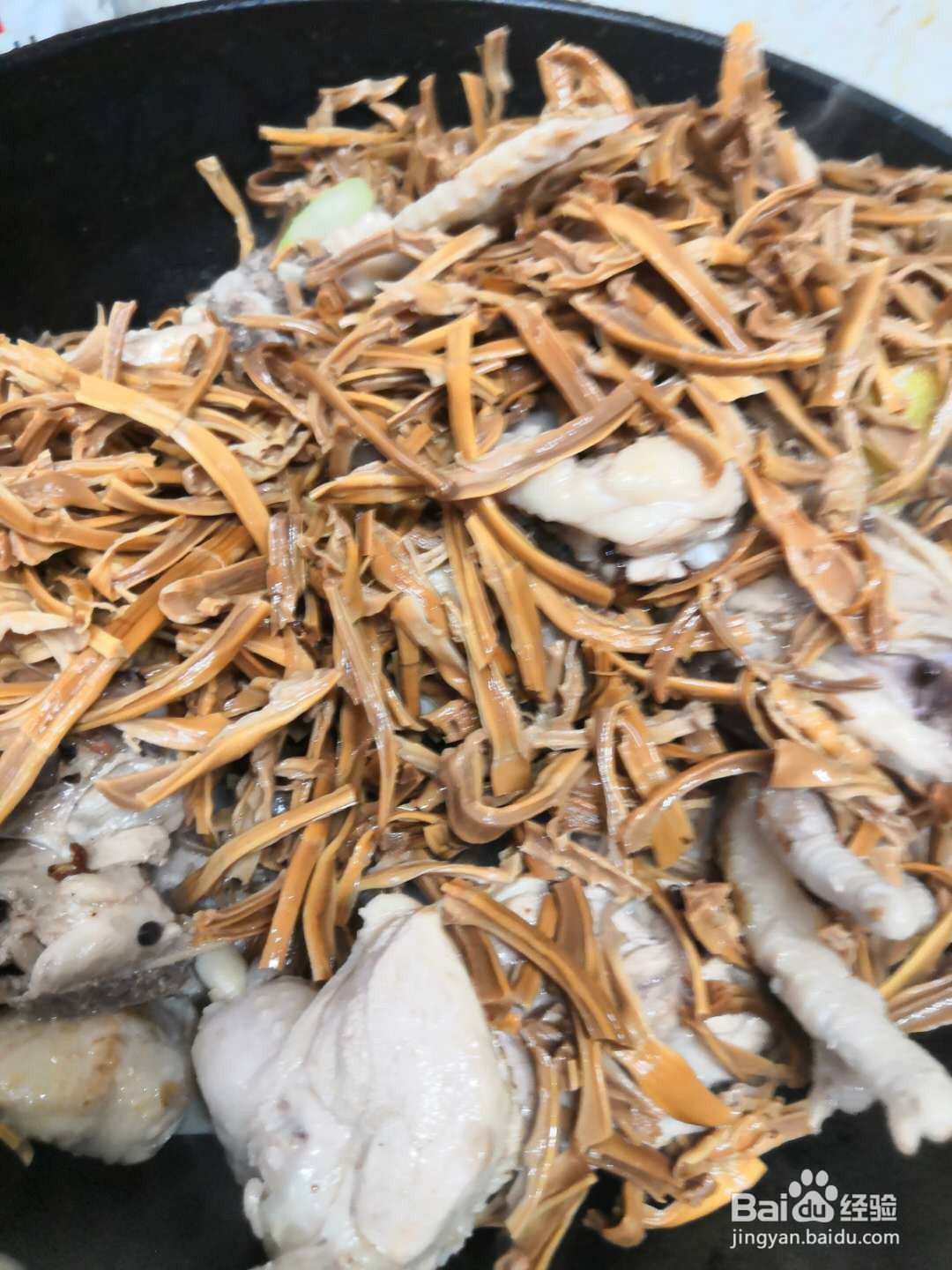 笋干焖鸡的做法