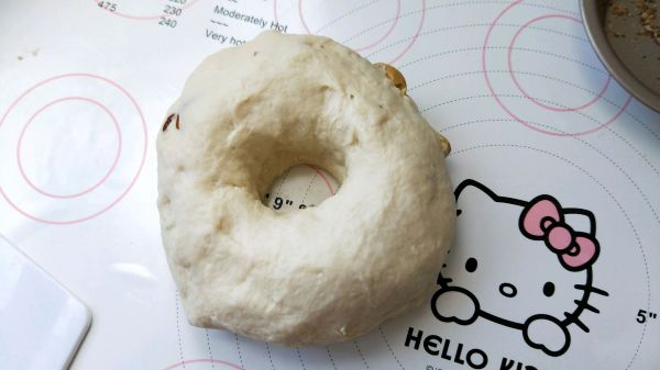 咕咕霍夫坚果大集合面包