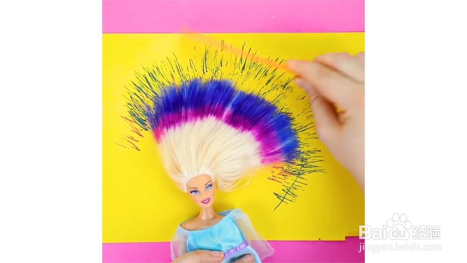 如何给芭比娃娃染头发