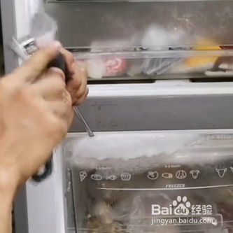 冰箱维修之冷冻层结冰块如何解决?