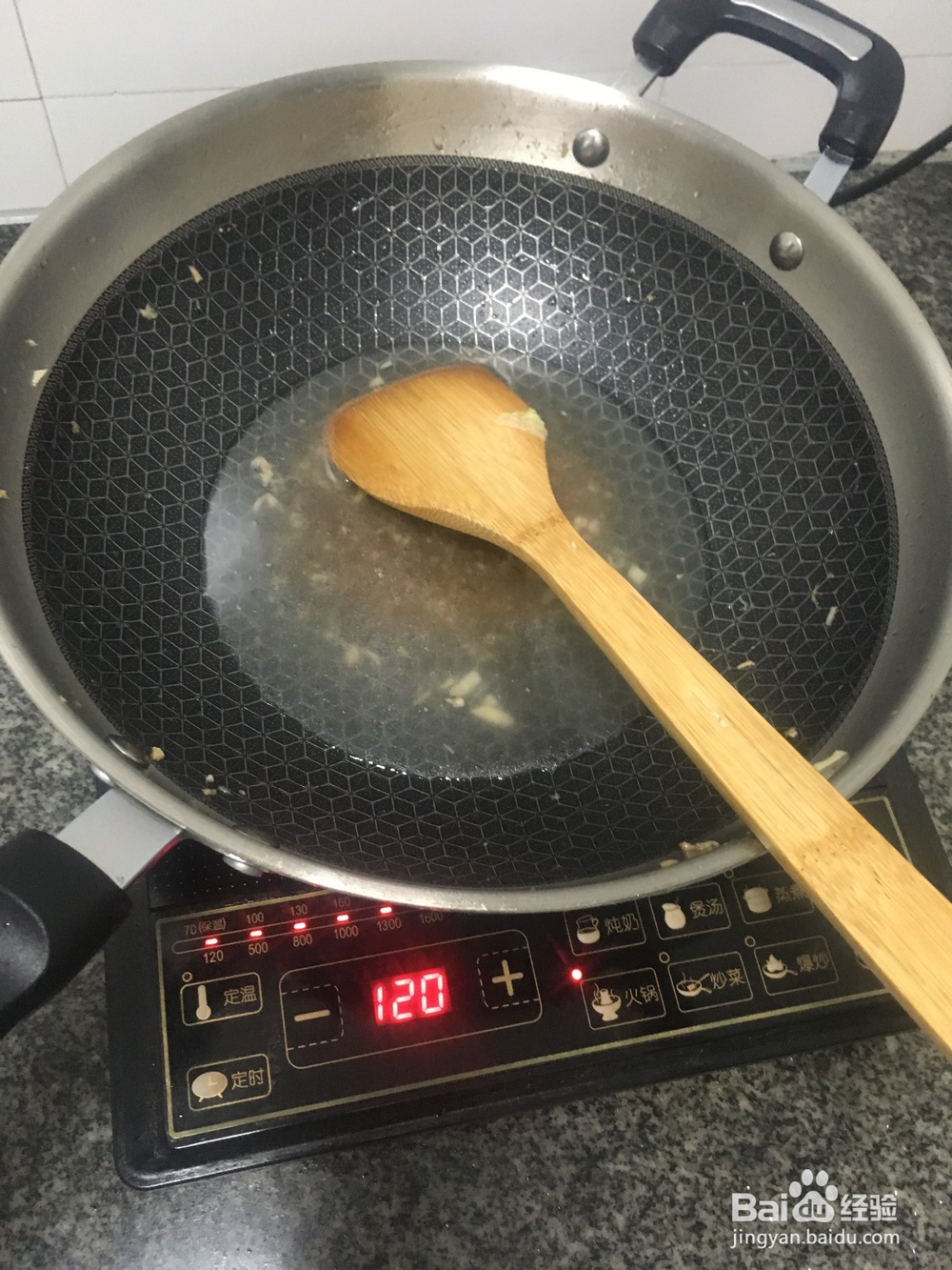 做饭粘锅如何快速清洗干净