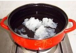 冬季的“暖气燥”不得不防---荸荠玉米银耳羹