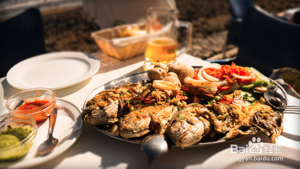 如何避免度假期间生病