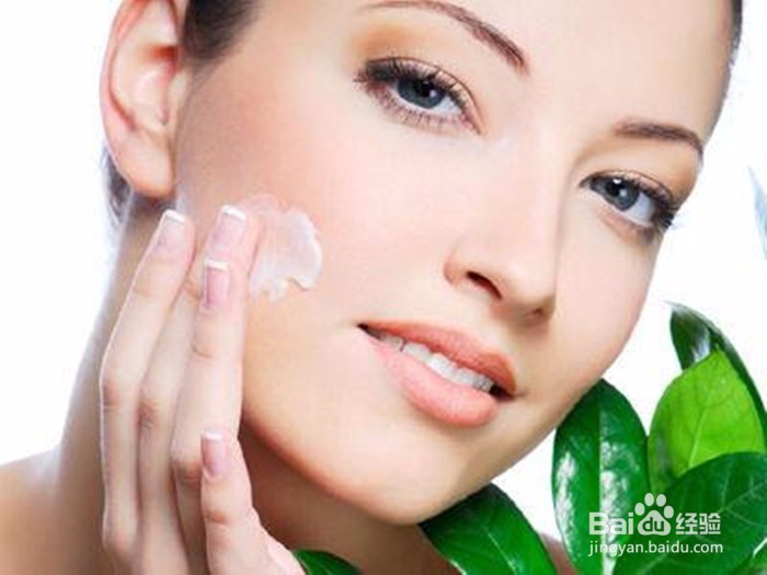 完美妆容前的护肤步骤