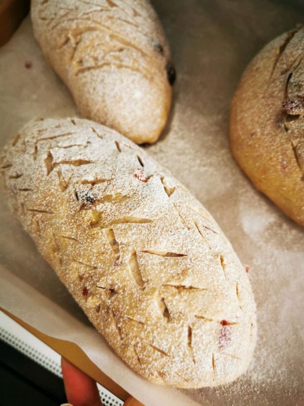 蔓越莓核桃红糖软欧