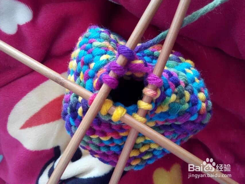 婴儿百天摄影毛线帽的编织方法