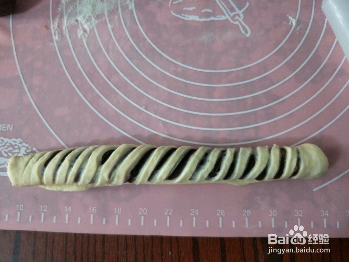 松软豆沙面包圈的做法