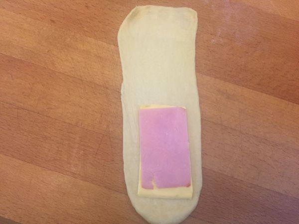 橄榄菜火腿面包