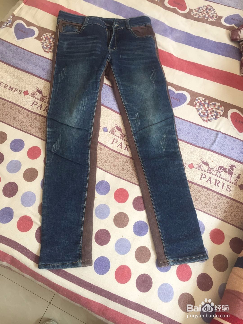 牛仔裤的折叠收纳方法