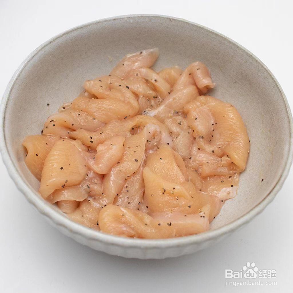 鸡胸肉炒豆皮的做法