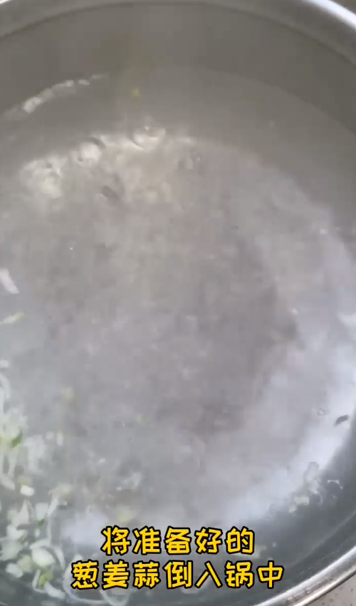 西红柿鸡蛋面怎么做好吃？