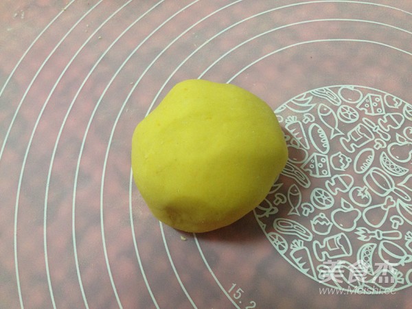 “中国红”蒸面包