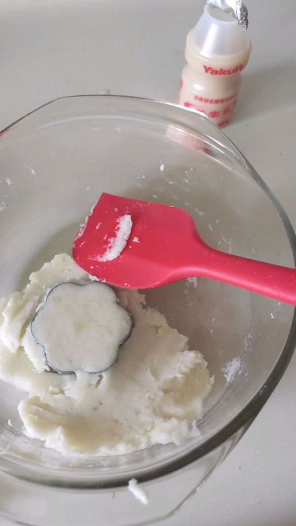 冰镇草莓蓝莓山药