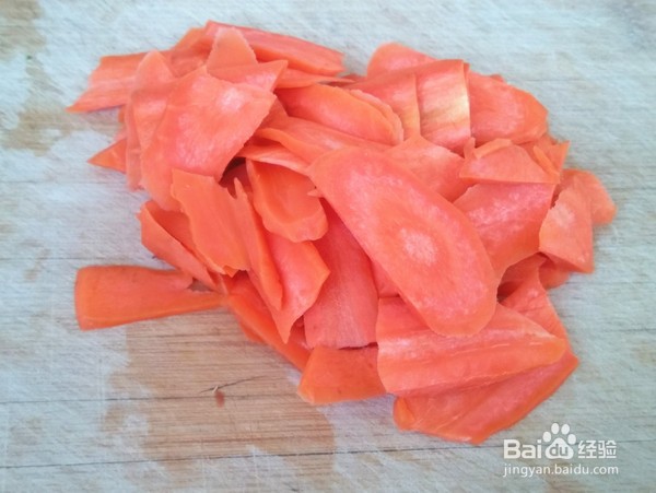 胡萝卜炒杏鲍菇