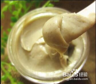 脸上长色斑该怎么办