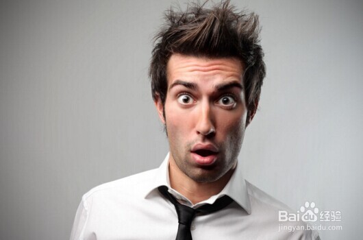 黄毅清喷思念女儿的王宝强：用力过猛？