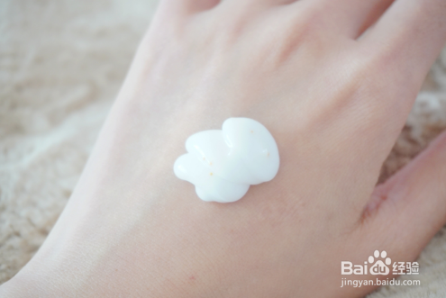 半亩花田身体乳解析