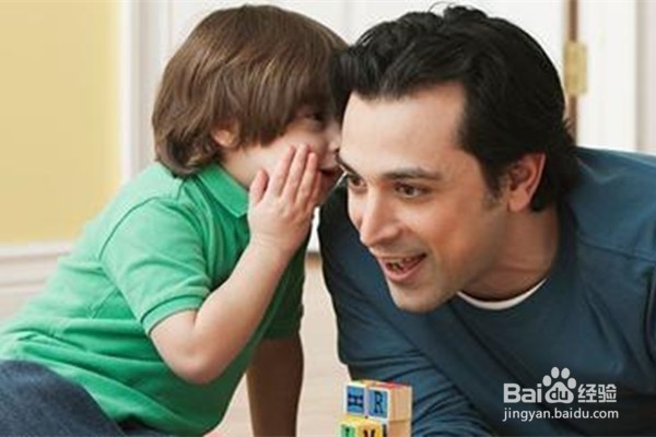 单亲家庭孩子在青春期比较沉默怎么办