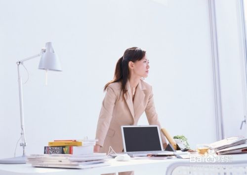 PPT剪贴画怎样修改图片的颜色