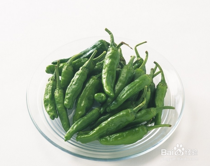 青椒鸡蛋炒饭配番茄酱的吃法