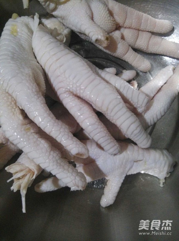 酱香辣凤爪的做法