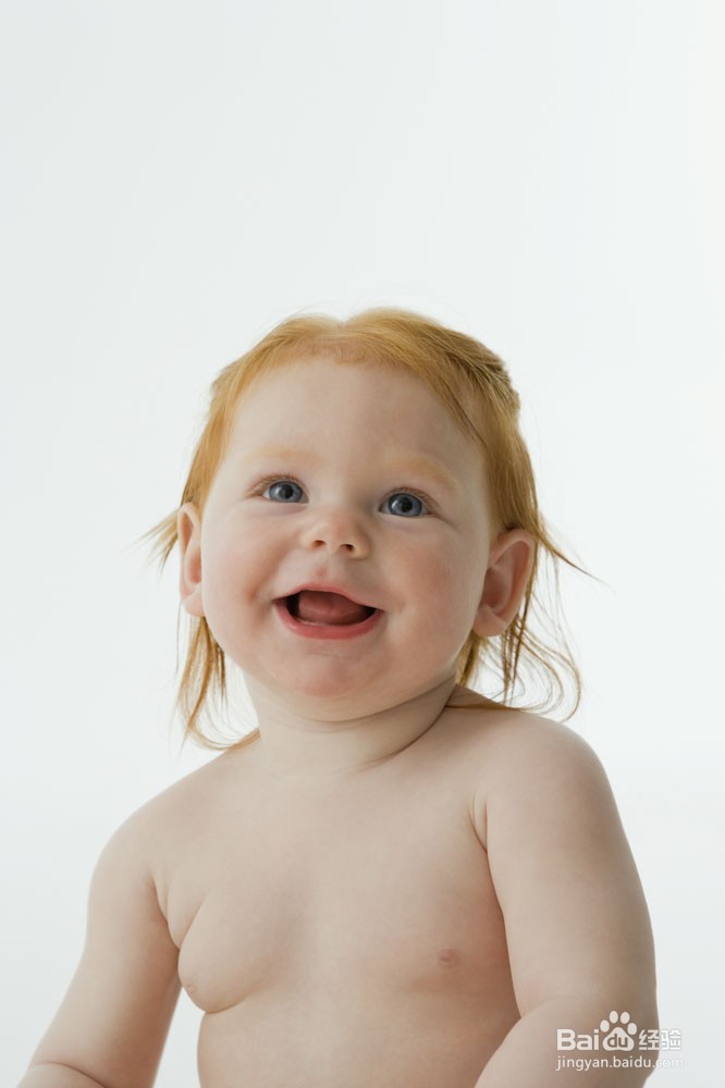 怎样给宝宝清理外耳道