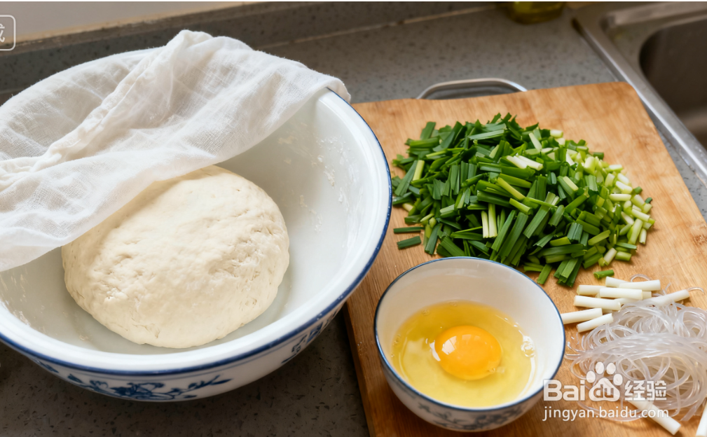 韭菜鸡蛋馅饼怎么做?皮薄馅大,烙制不糊底
