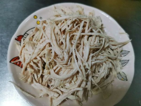 鸡丝凉面 川味凉面