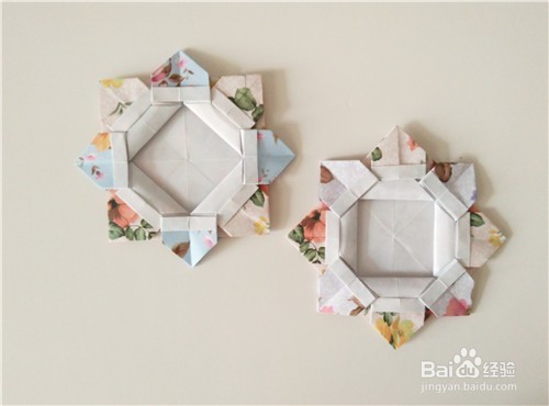 折纸----制作一个花朵相框