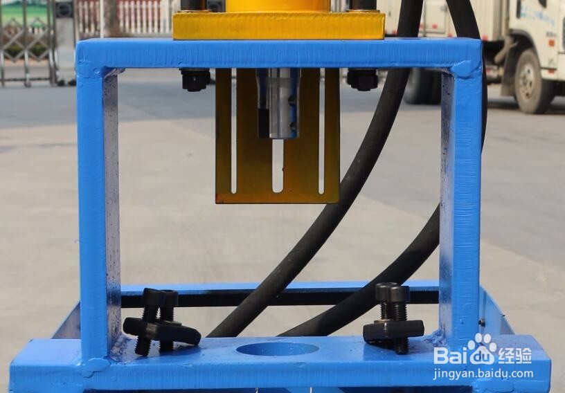 液压冲孔机使用前注意事项及使用方法