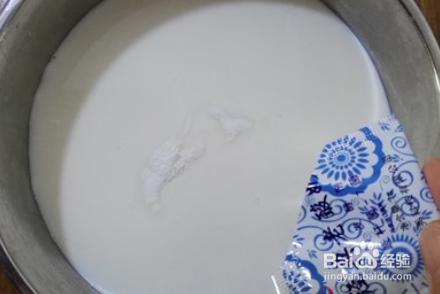 如何做出可口美味的茯苓酸奶
