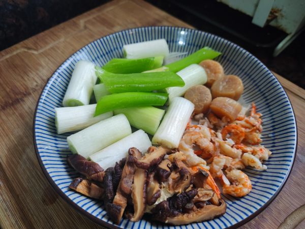 不需要熬制高汤