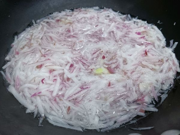 水萝卜肉馅水饺