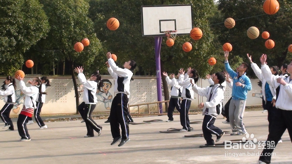 初中生体育课怎么提高学生的积极性