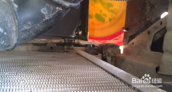 全新爱丽舍更换防冻液方法